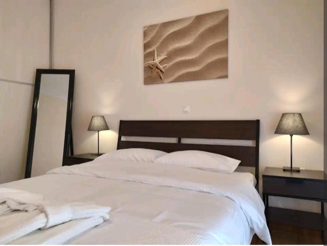 Stylish -Modern Apartment Heart Of Marousi เอเธนส์ ภายนอก รูปภาพ
