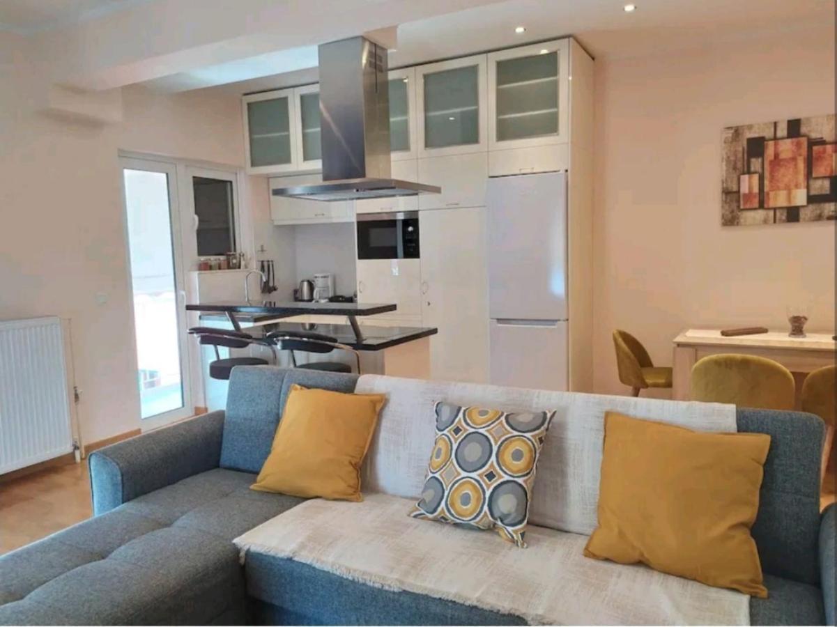 Stylish -Modern Apartment Heart Of Marousi เอเธนส์ ภายนอก รูปภาพ